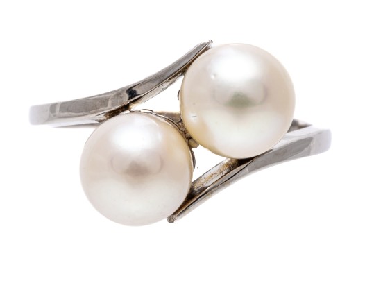 Fantastic 18K White Gold Twin Pearl Ring, Size 6.25-