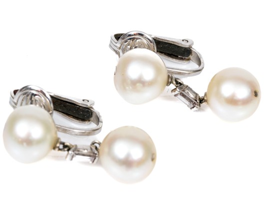 14k White Gold Vintage 8mm Cultured Pearl Drop Earrings With Baguette Diamond Accents