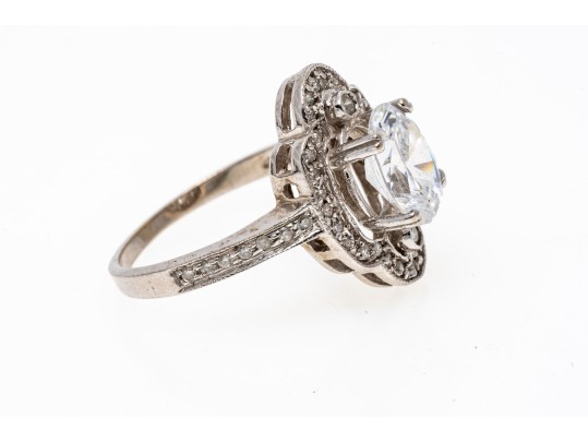 Elegant 14K White Gold Diamond And Zirconia Ring, Size 7.75