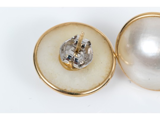 14k Yellow Gold Classic Cultured Mabe Pearl Earrings With 18k White Gold Clutches