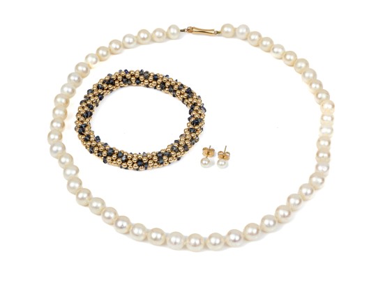 Lot Of Three Jewelry Pieces, Including 14k Yellow Gold Cultured Pearl Stud Earrings