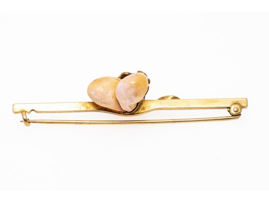 14K Antique Twin Coral And Oak Leaf Brooch