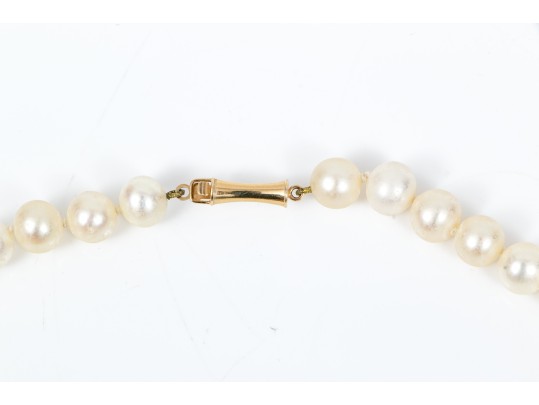 Lot Of Three Jewelry Pieces, Including 14k Yellow Gold Cultured Pearl Stud Earrings