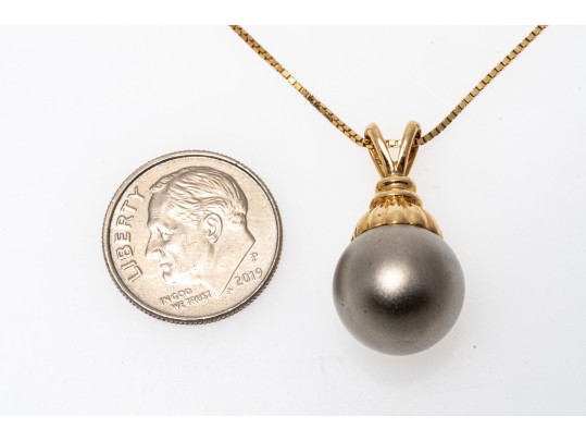 14k Yellow Gold Striking Grey Faux Pearl Pendant, With Chain