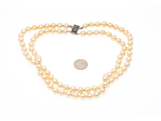 Lot Of 800 Silver And Sterling Silver Jewelry