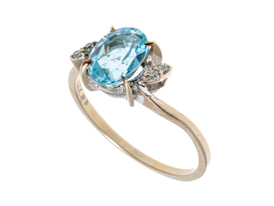 Fantastic Aquamarine And Diamond 14K White Gold Ring, Size 7+