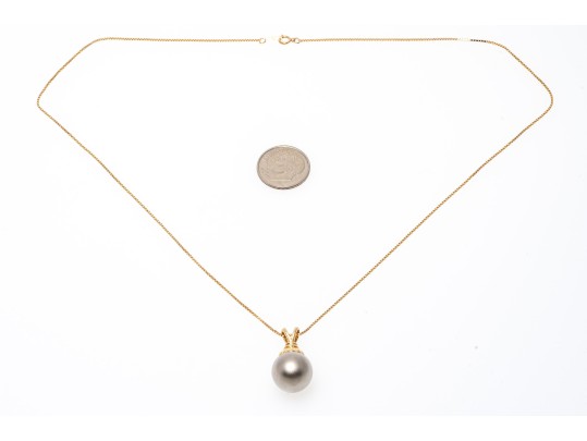 14k Yellow Gold Striking Grey Faux Pearl Pendant, With Chain