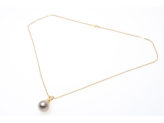 14k Yellow Gold Striking Grey Faux Pearl Pendant, With Chain