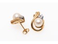 14k Yellow Gold Retro 6.5 Mm Cultured Pearl And White Sapphire Swirl Earrings