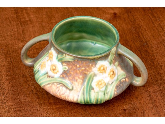 9 Piece Collection Of Modern Mixed Media Table Wares And Pair Of Glass Shades