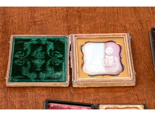 Antique Lot Of Daguerrotypes And Ambrotypes, Some With Cases