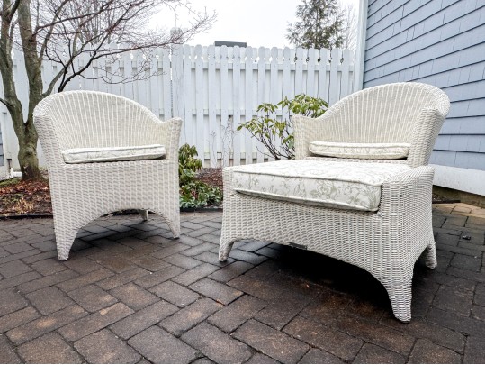 Kingsley-Bate Elegant Outdoor Wicker Furniture Set