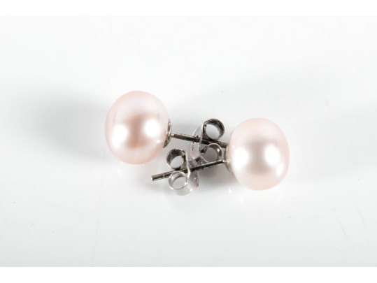 Sterling Silver Pale Pink Cultured Pearl Stud Earrings