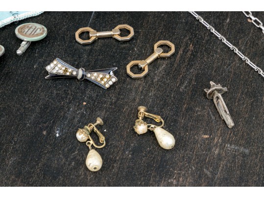 An Eclectic Lot Of Men's And Women's Jewelry