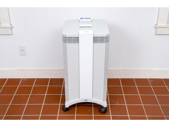IQ Air Swiss Made High-Performance Air Cleaning System