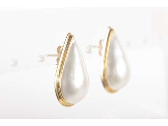 14k Yellow Gold Pear-Shaped Cultured Pearl Earrings