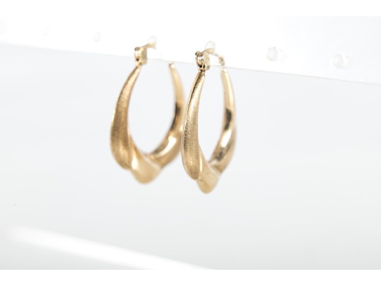 Elegant 10k Yellow Gold Hoop Earrings