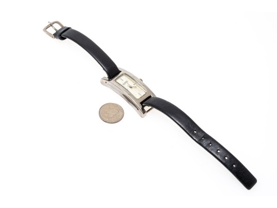 Stylish Gucci Quartz Watch