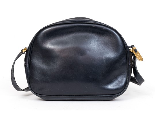 Elegant Dark Navy Blue Leather Gucci Shoulder Bag