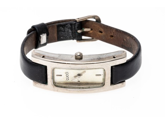 Stylish Gucci Quartz Watch