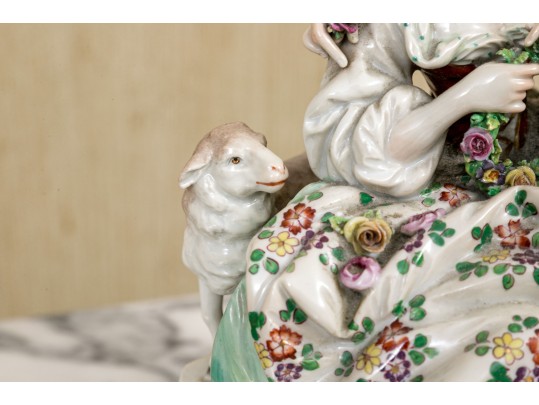 A Vintage Italian Hand Painted Romantic Figural Group Lamp