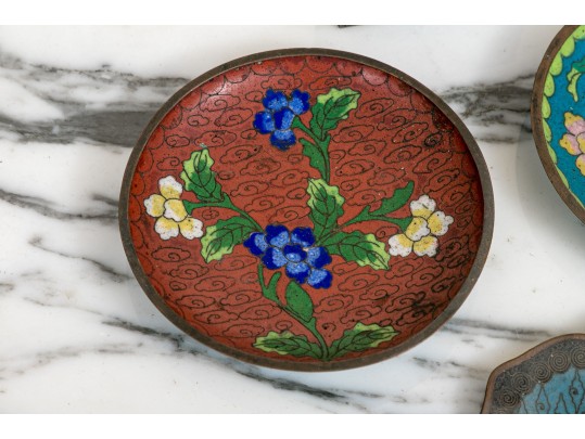 Collection Of Four Chinese Cloisonne Enameled Dishes With Matchbox Case, 20th C. 