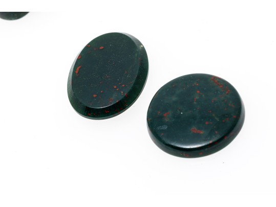 Loose Stones: 14 Cabochon Cut Blood Stones, 87.1 TCW
