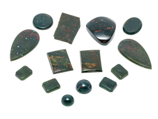 Loose Stones: 14 Cabochon Cut Blood Stones, 87.1 TCW