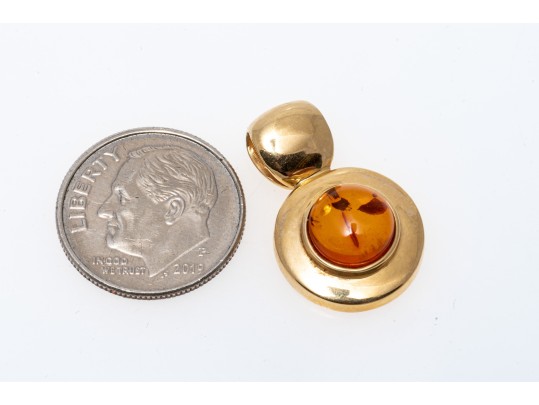 14k Yellow Gold Contemporary Round Amber Pendant