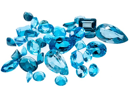 Loose Stones: 38 Topaz Stones, Shades Of Blue, 67.3 TCW