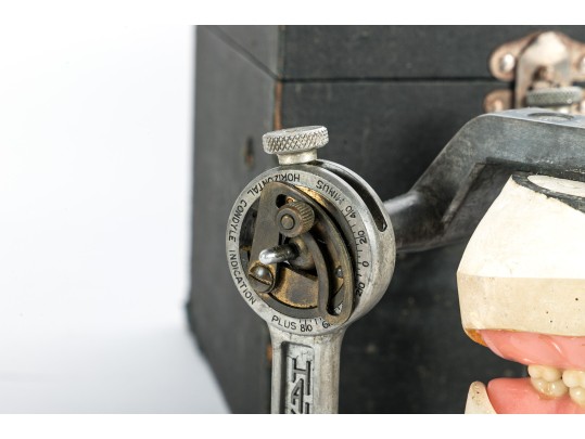 Hanau Dental Articulator With Case