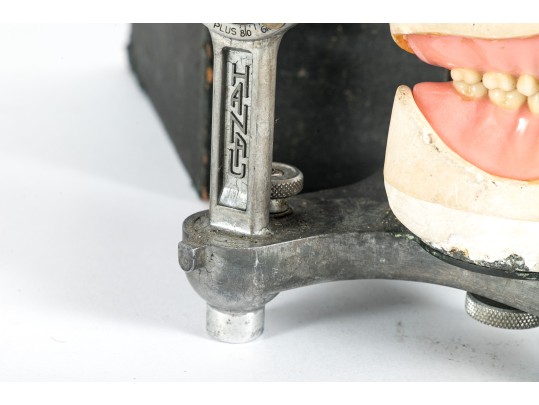 Hanau Dental Articulator With Case