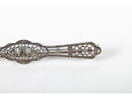 14k White Gold Sapphire Filigree Brooch