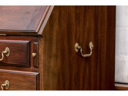  Virginia Galleries Henkel-Harris Mahogany Bookcase Secretary