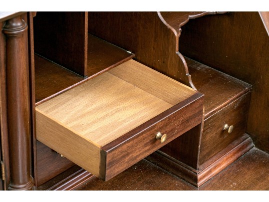  Virginia Galleries Henkel-Harris Mahogany Bookcase Secretary