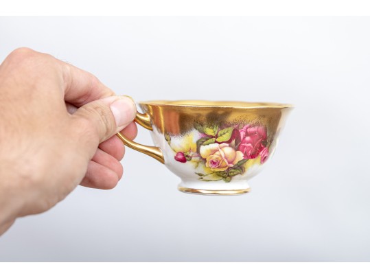 Elegant Golden Rose Royal Chelsea English Bone China Tea Service