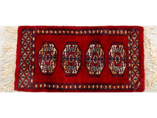 Small Bokhara Style Hand-knotted Wool Rug (2'0' X 1'1')