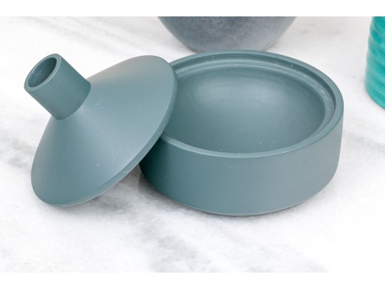 Large Funky Collection Of Eight Decorative Ceramics