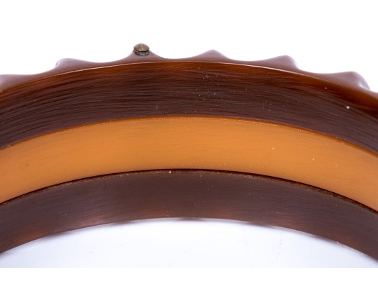 Fabulous Vintage Brown And Yellow Striped Scalloped Edge Bakelite Slip On Bangle