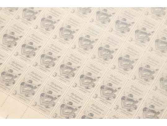 Collection Of 1050 United States Stamps