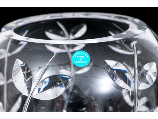 Stunning Tiffany & Co. Crystal Glass Bowl