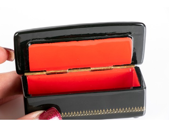 Russian Hand Painted Black Lacquer Box Women Picking Fruit