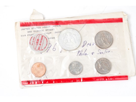 Collection Of United States Currency: Proof Sets, Silver Sets, Silver Dollar, Eisenhower Dollars