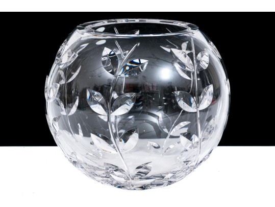 Stunning Tiffany & Co. Crystal Glass Bowl