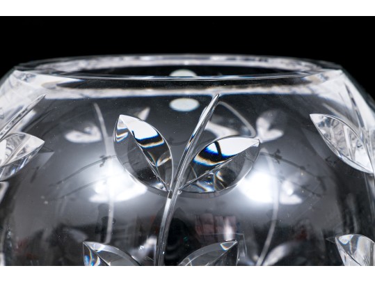 Stunning Tiffany & Co. Crystal Glass Bowl