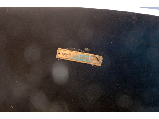 Oly Lacquered Pedestal Table