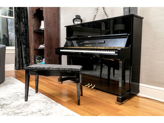 Black Lacquer Upright Yamaha Piano, With Piano Stool.