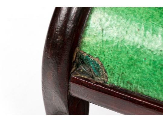 Chinese Glazed Roof Tile On Stand