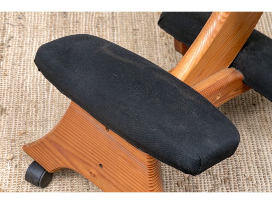 Mobile Woden Ergonomic Kneeling Chair
