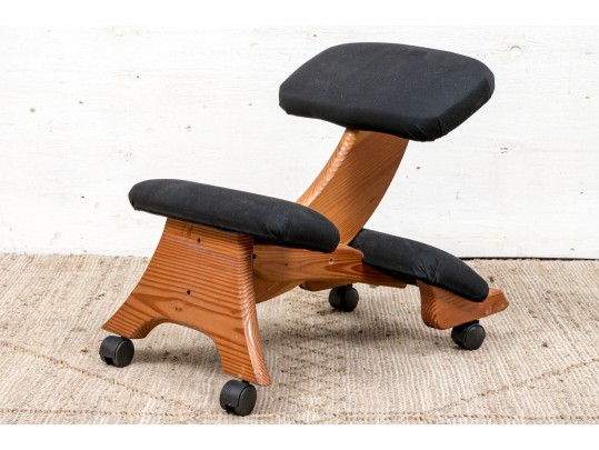 Mobile Woden Ergonomic Kneeling Chair